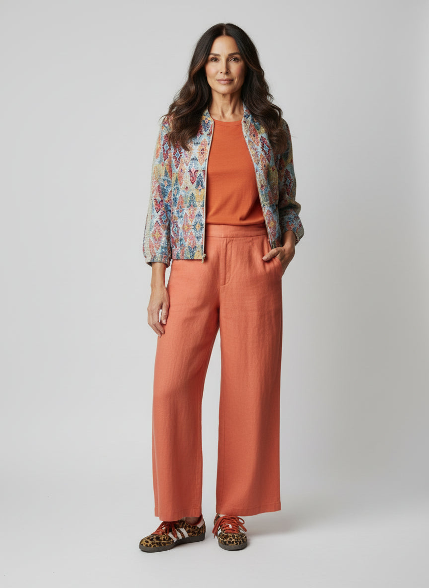 Cropped Wide Leg Elastic Back Pant