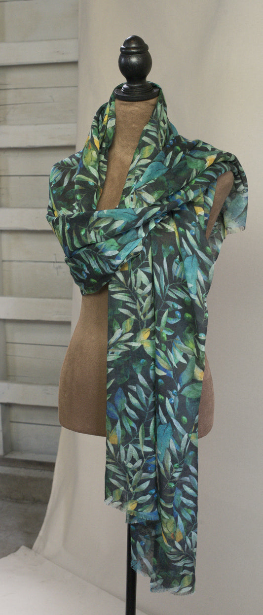 Light Weight Scarf/ Shawl